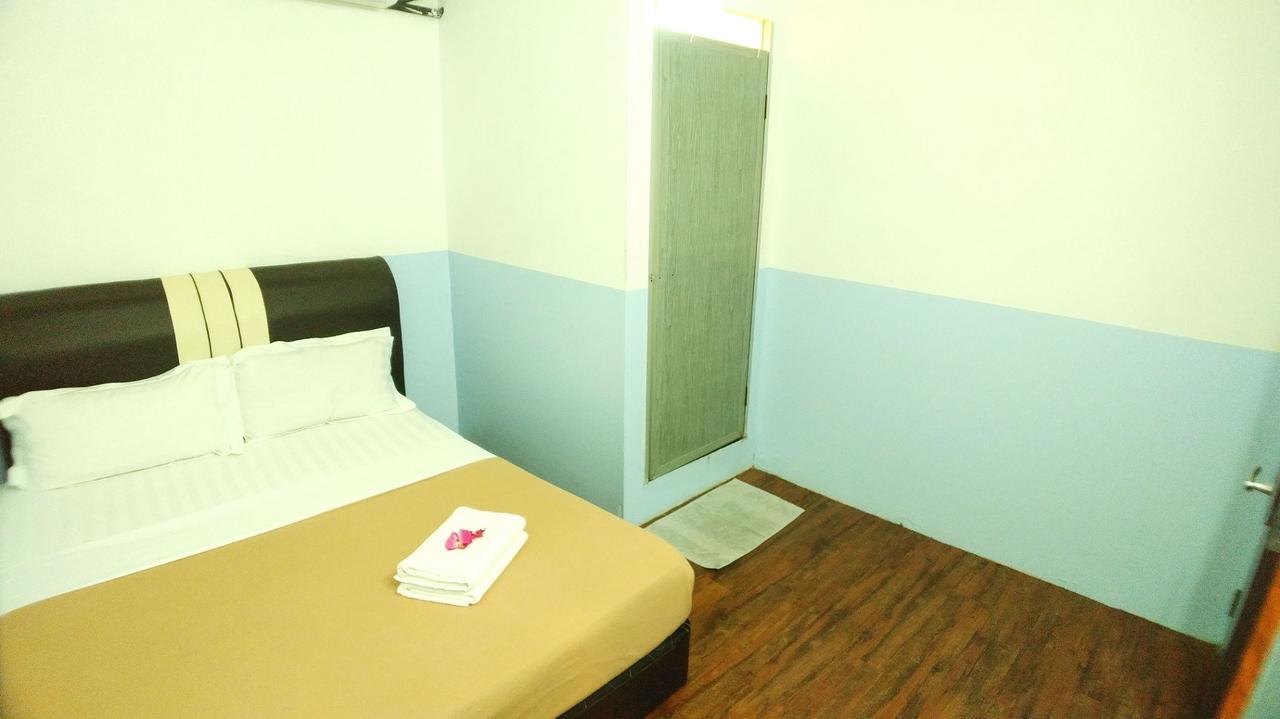Apple 1 Hotel Budget Gelugor Extérieur photo