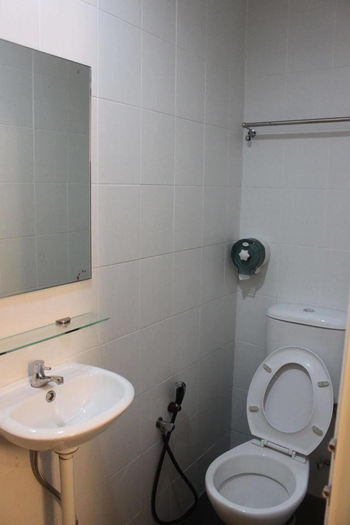 Apple 1 Hotel Budget Gelugor Extérieur photo